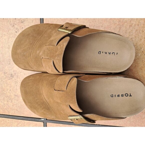 Torrid Shoes Womens size 10 W Buckle Strap Platform Mules. Camel Color - Picture 2 of 3